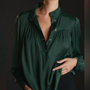 Anthropologie Relaxed Shimmer Blouse forest green size Large